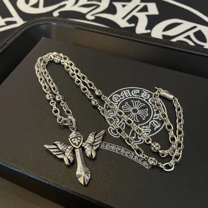Vibrant Chrxmx Hxxrts Necklaces 298620