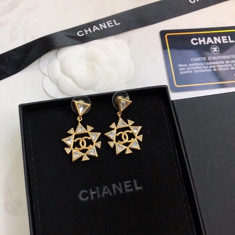 Resilient Chxnxl Earrings 290100