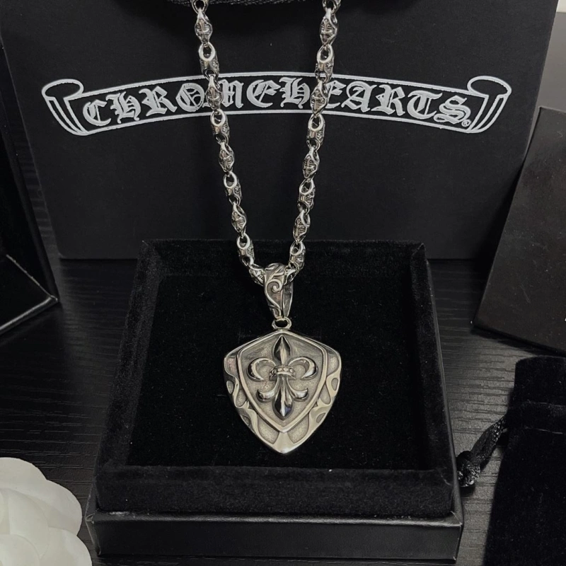 Unique Chrxmx Hxxrts Necklaces 298609