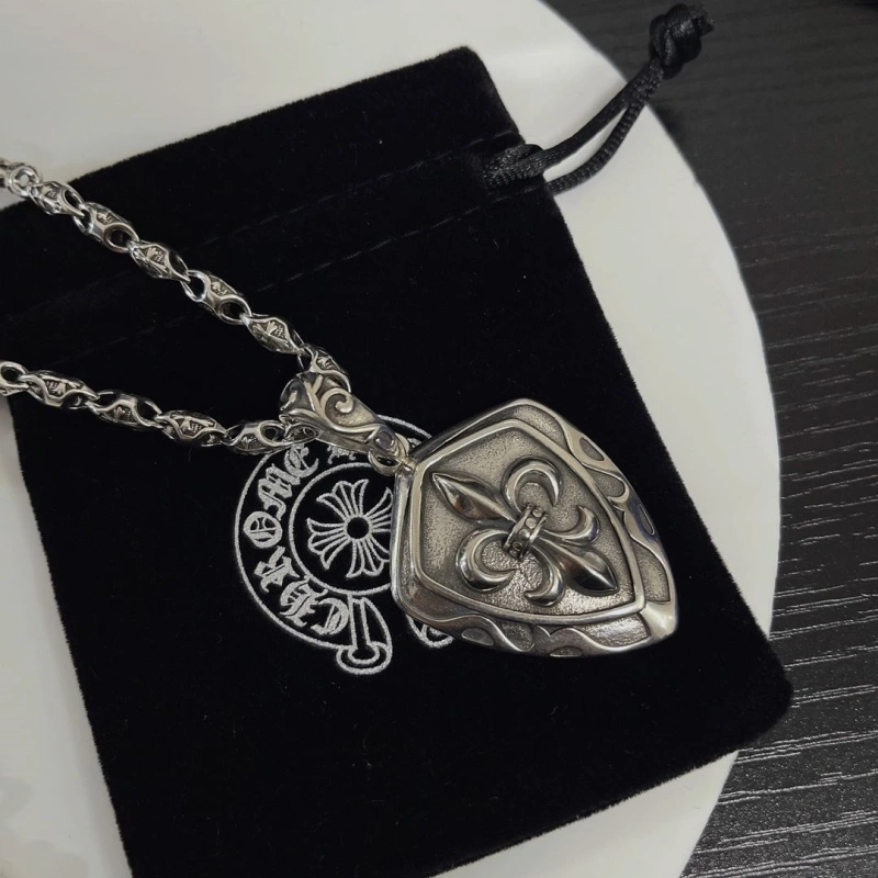 Unique Chrxmx Hxxrts Necklaces 298609