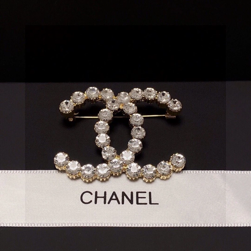 Timeless Chxnxl Brooches 290557