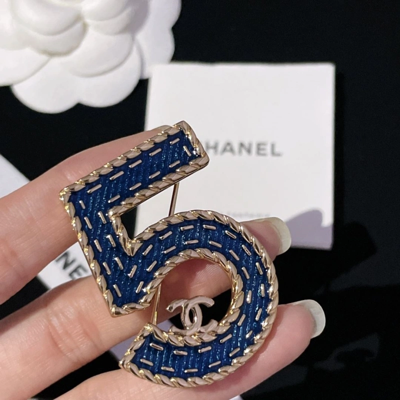 Chxnxl Brooches GoAnywhere 290543