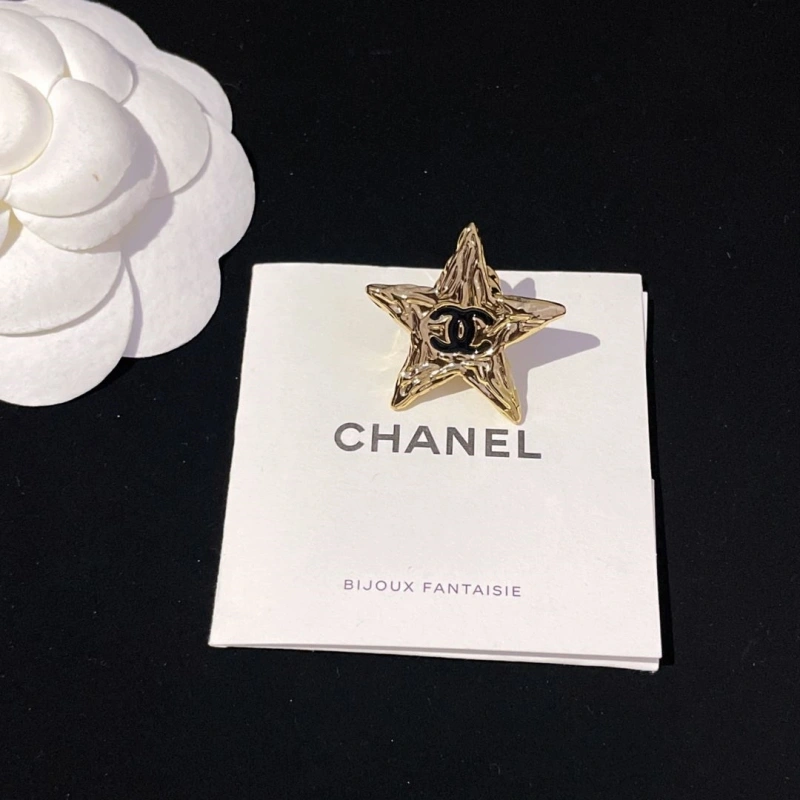 Chxnxl Brooches WellDesigned 290550