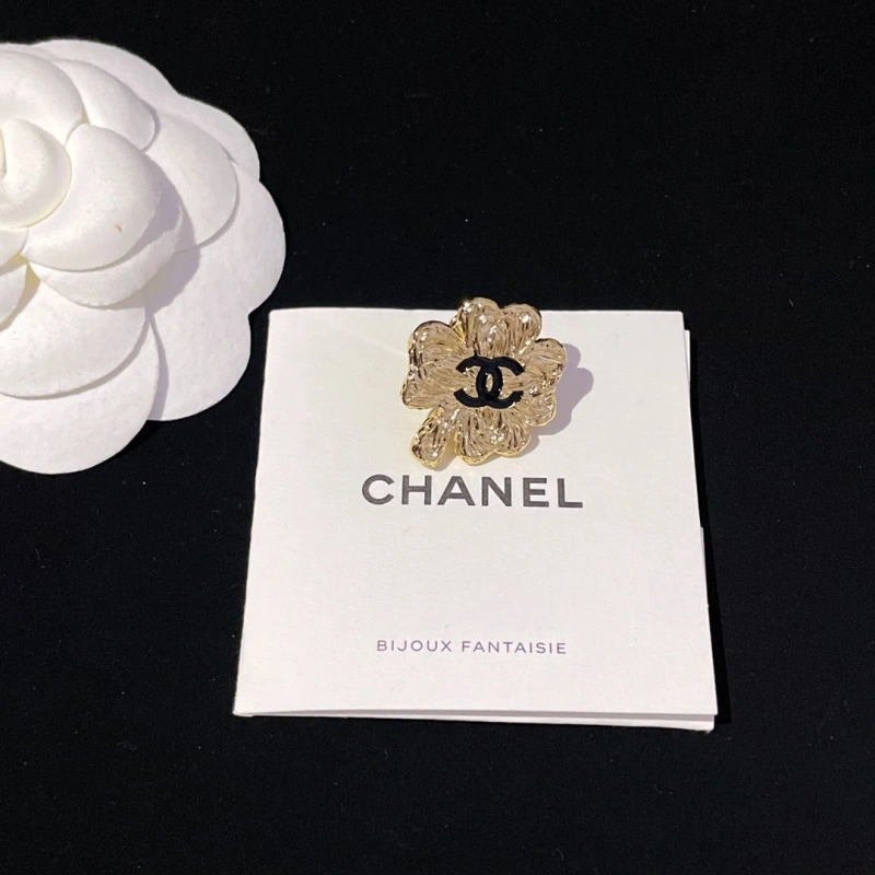 Chxnxl Brooches WellDesigned 290550