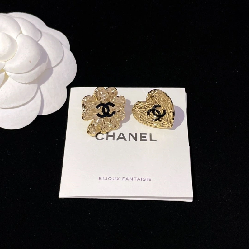 Chxnxl Brooches WellDesigned 290550
