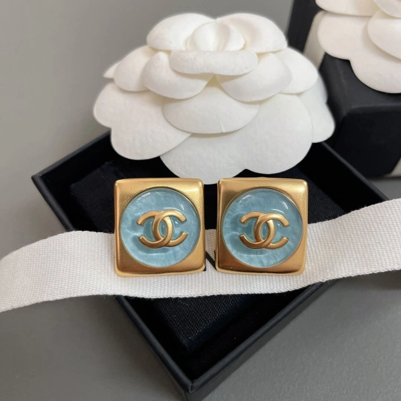 Chxnxl Earrings WellDesigned 290056