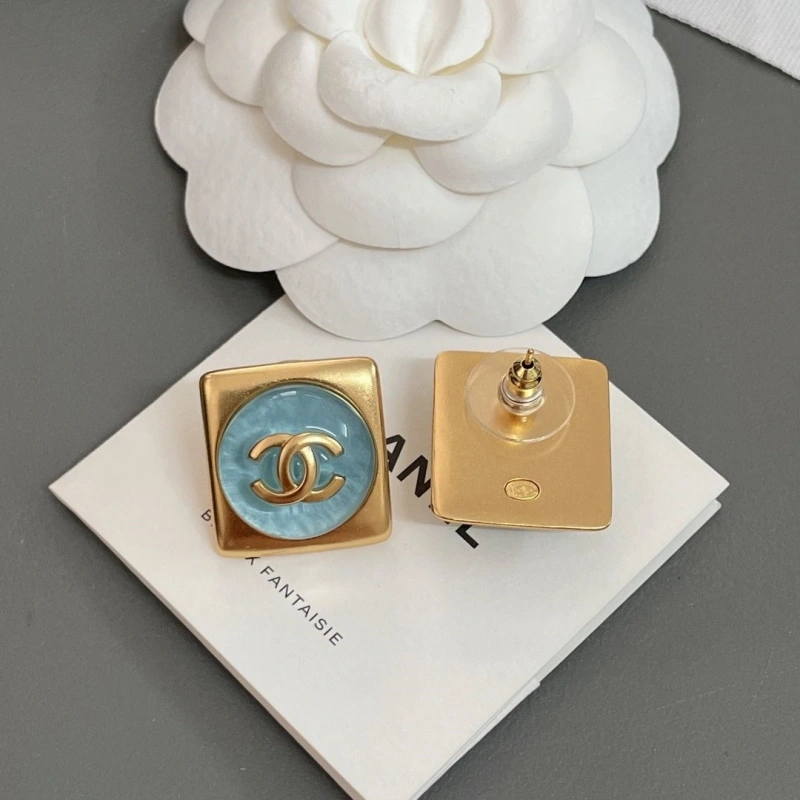 Chxnxl Earrings WellDesigned 290056