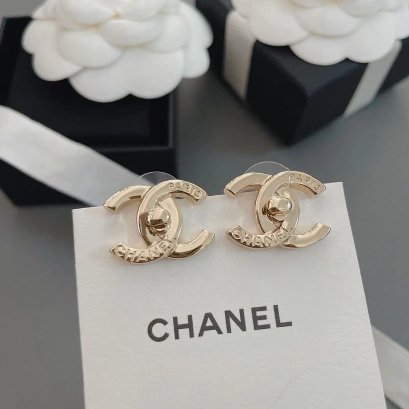 Chxnxl Earrings EyeCatching 290058