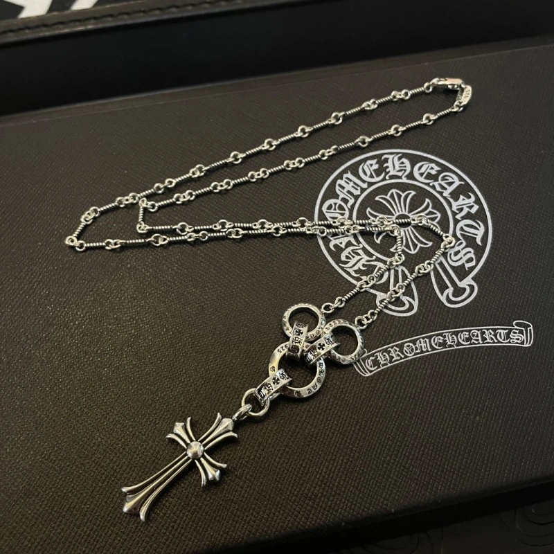 Stylish Chrxmx Hxxrts Necklaces 298610