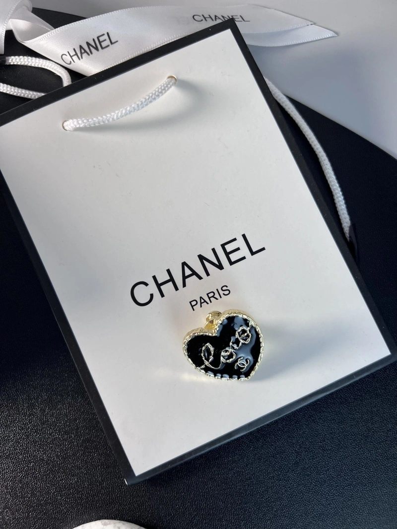 DailyWear Chxnxl Brooches 290541
