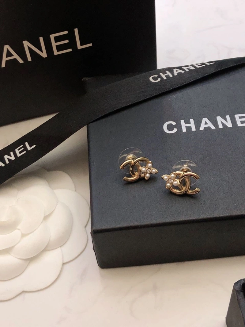 Chxnxl Earrings Functional 290044
