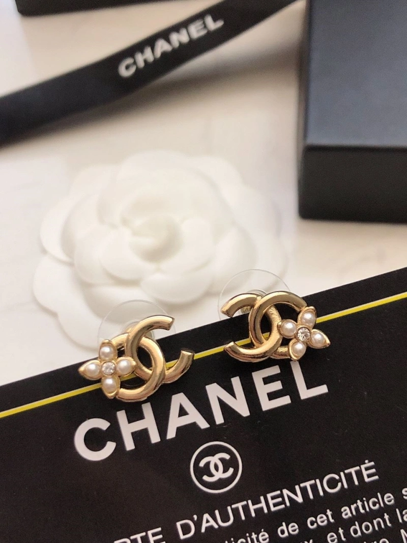 Chxnxl Earrings Functional 290044