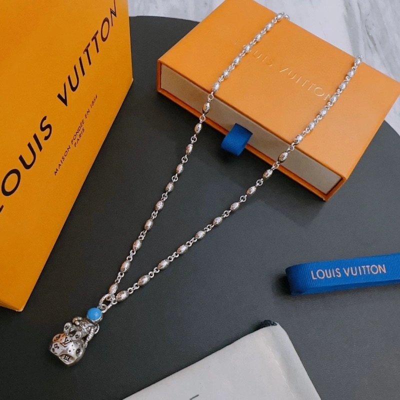 Durable LX Necklaces 309813