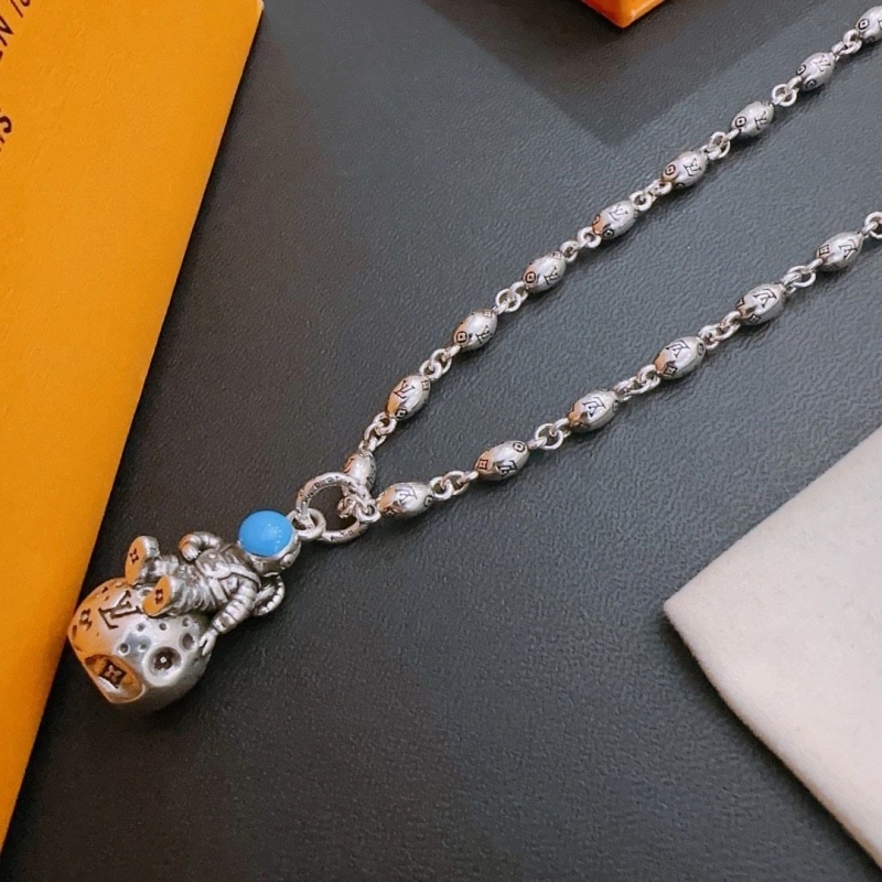 Durable LX Necklaces 309813