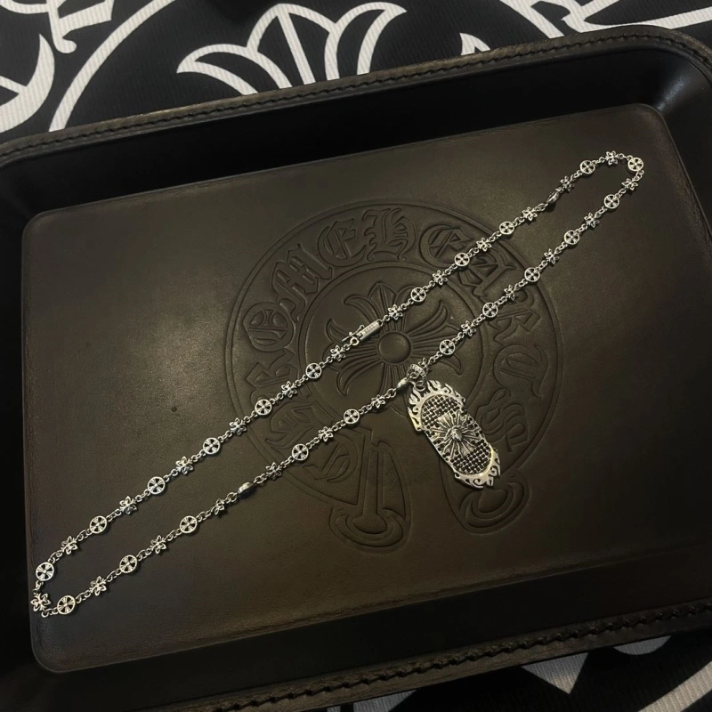 GoodFit Chrxmx Hxxrts Necklaces 298597