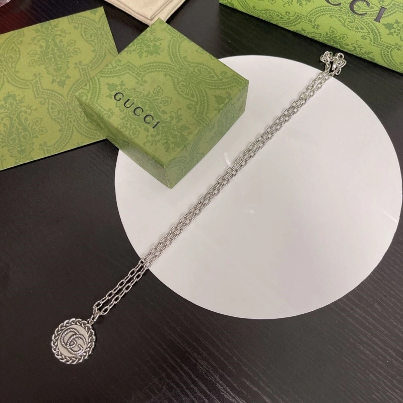 Gxccx Necklaces Affordable 303627