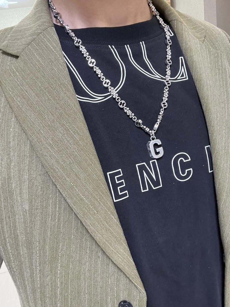 Gxccx Necklaces Affordable 303629