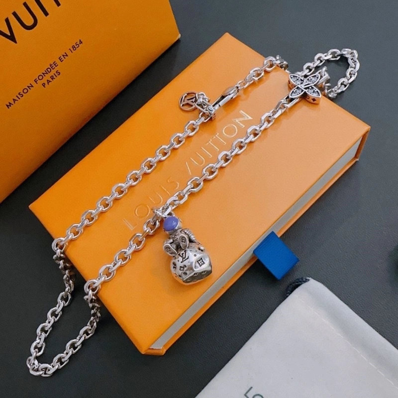 StreetReady LX Necklaces 309825