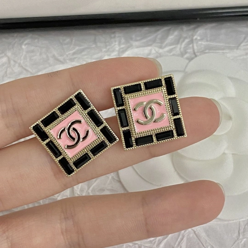 Bold Chxnxl Earrings 290028