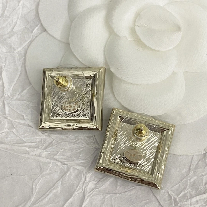 Bold Chxnxl Earrings 290028