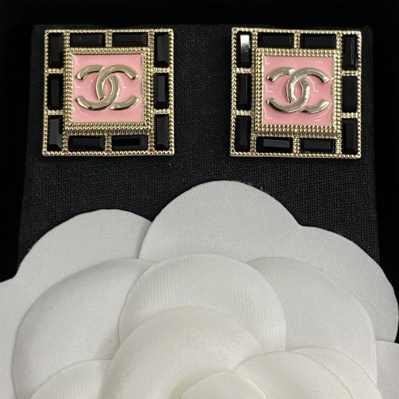 Bold Chxnxl Earrings 290028