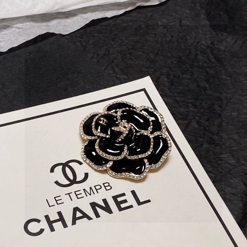 Comfortable Chxnxl Brooches 290540