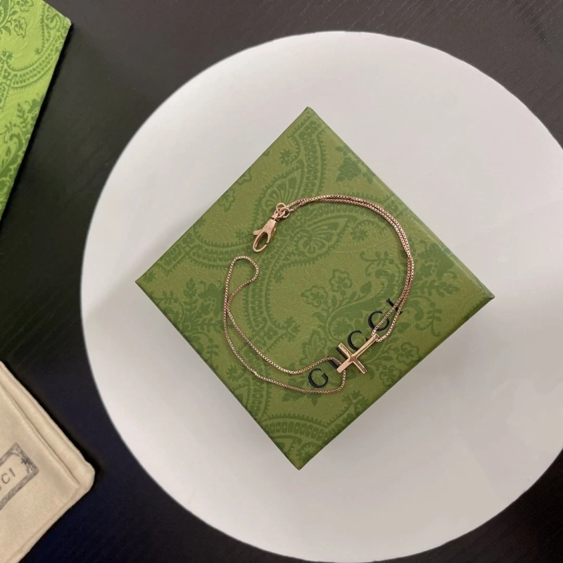 EyeCatching Gxccx Bracelets 304305