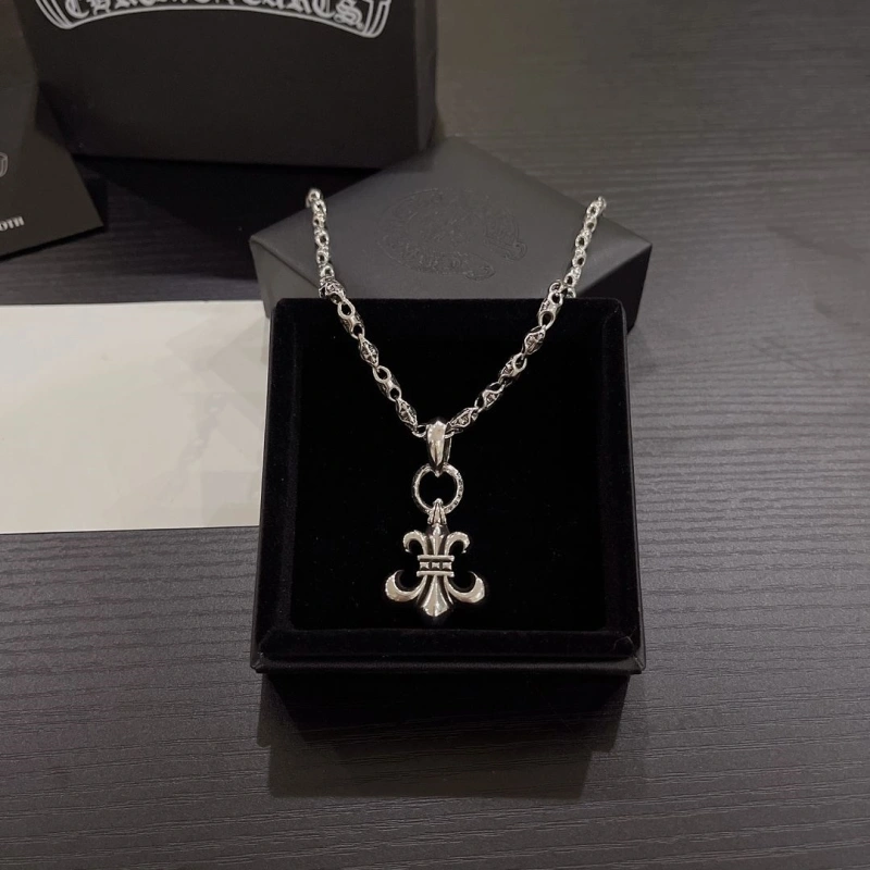Durable Chrxmx Hxxrts Necklaces 298596