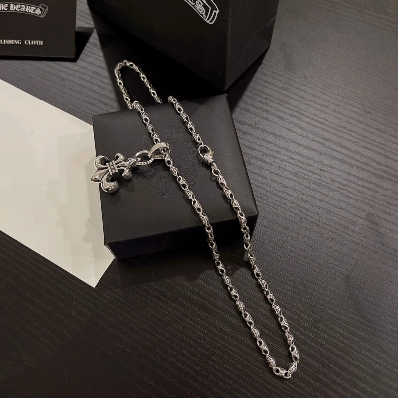 Durable Chrxmx Hxxrts Necklaces 298596