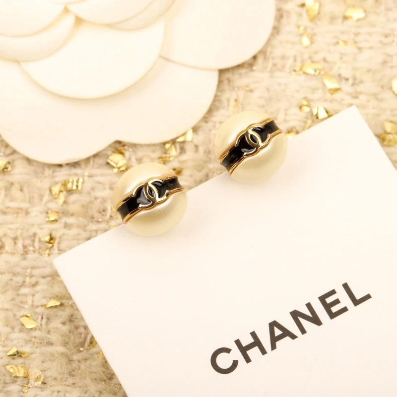 Resilient Chxnxl Earrings 290029