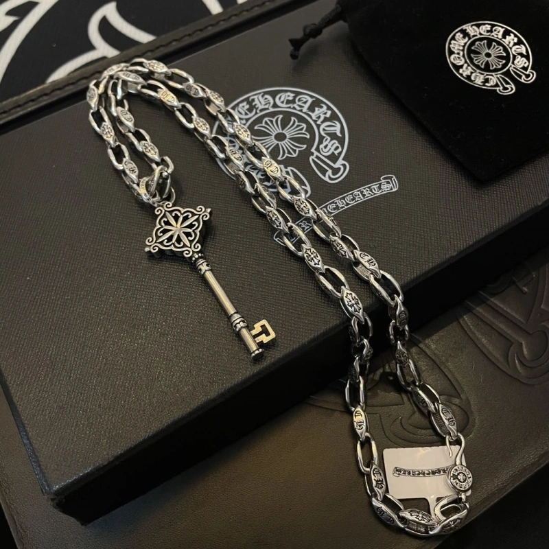 Trendsetting Chrxmx Hxxrts Necklaces 298569