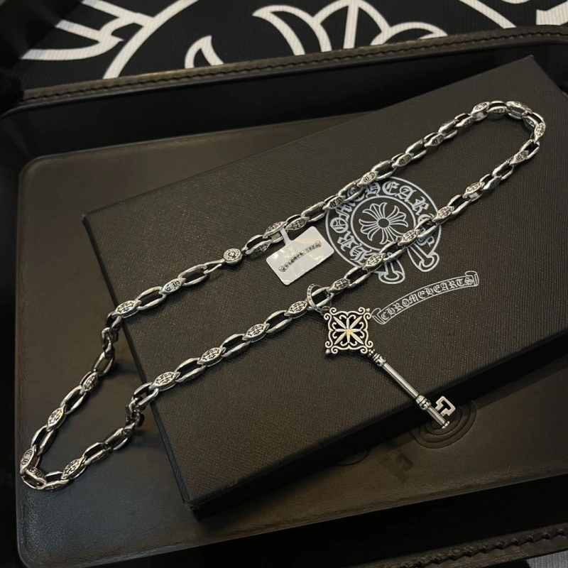 Trendsetting Chrxmx Hxxrts Necklaces 298569