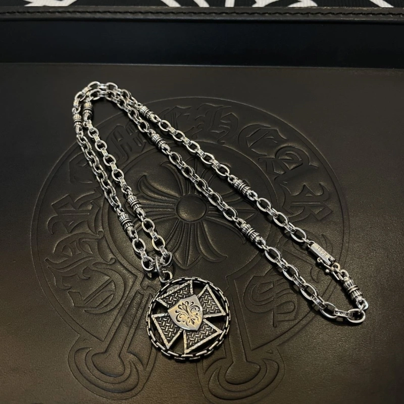 Sleek Chrxmx Hxxrts Necklaces 298571