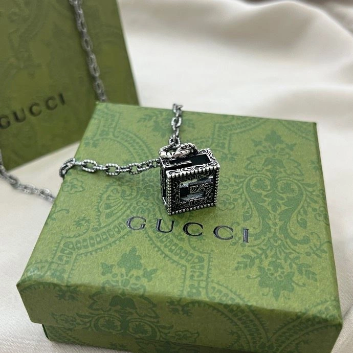 Affordable Gxccx Necklaces 303618