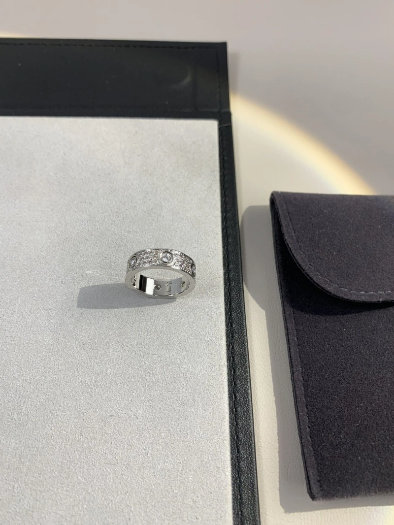 Versatile Bxlxnciaga Rings 282387