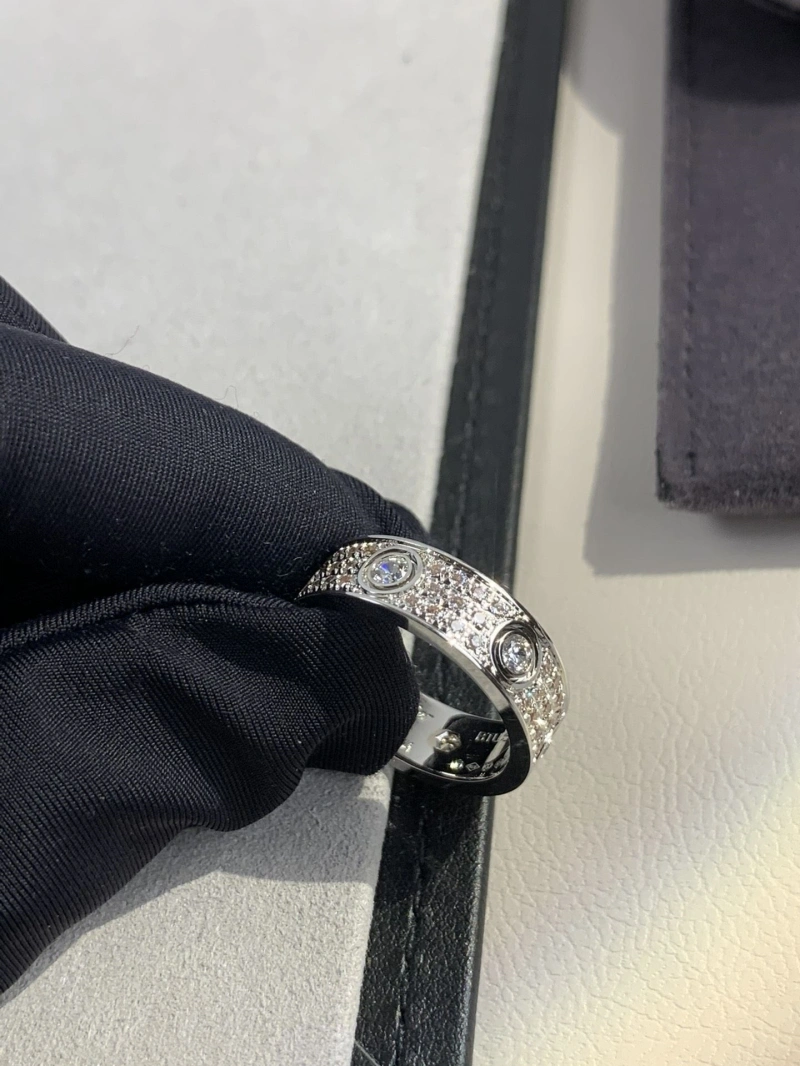 Versatile Bxlxnciaga Rings 282387