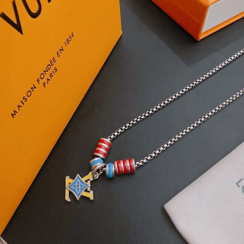 Versatile LX Necklaces 309801