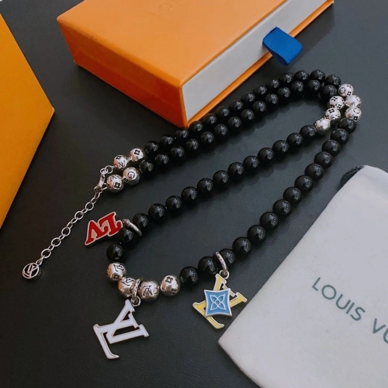 Compact LX Necklaces 309792