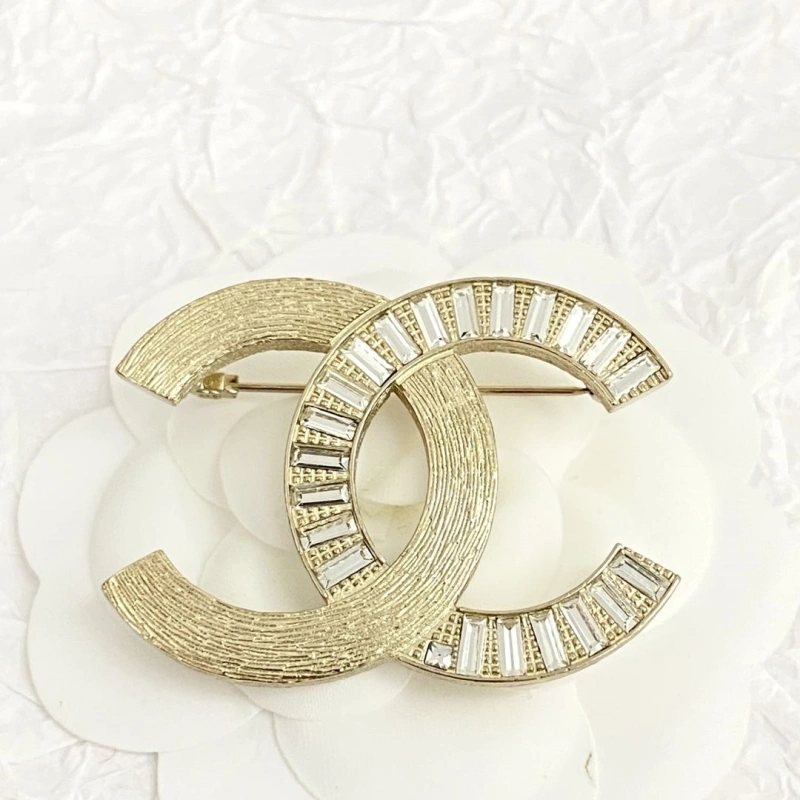 Compact Chxnxl Brooches 290533
