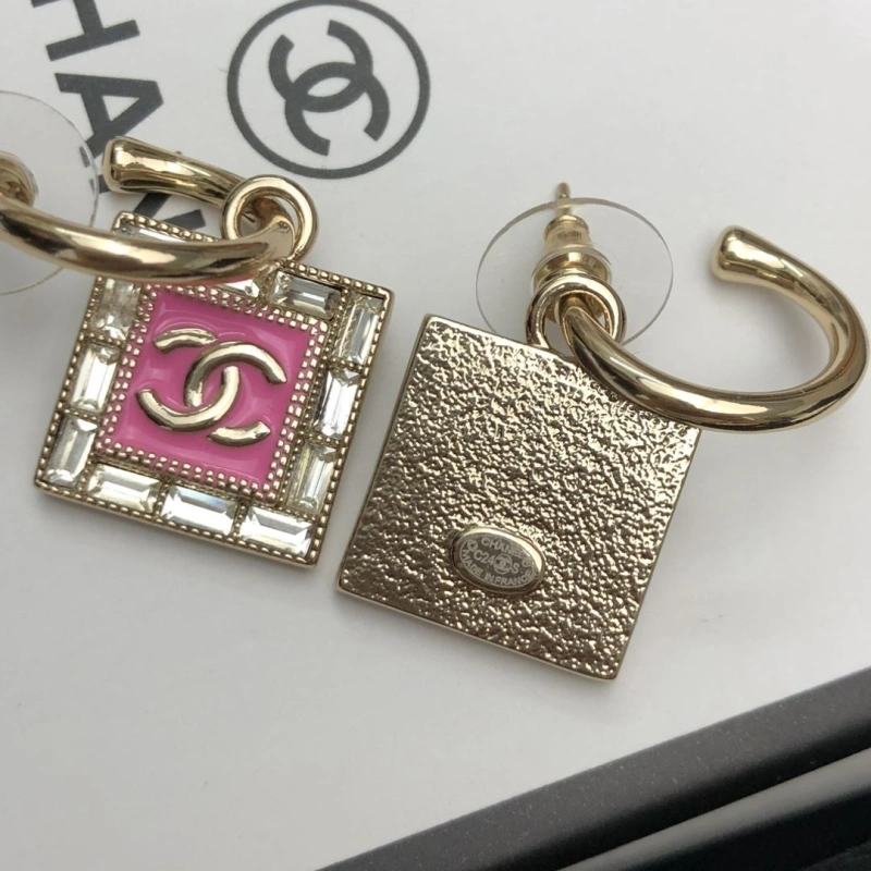 EyeCatching Chxnxl Earrings 290014