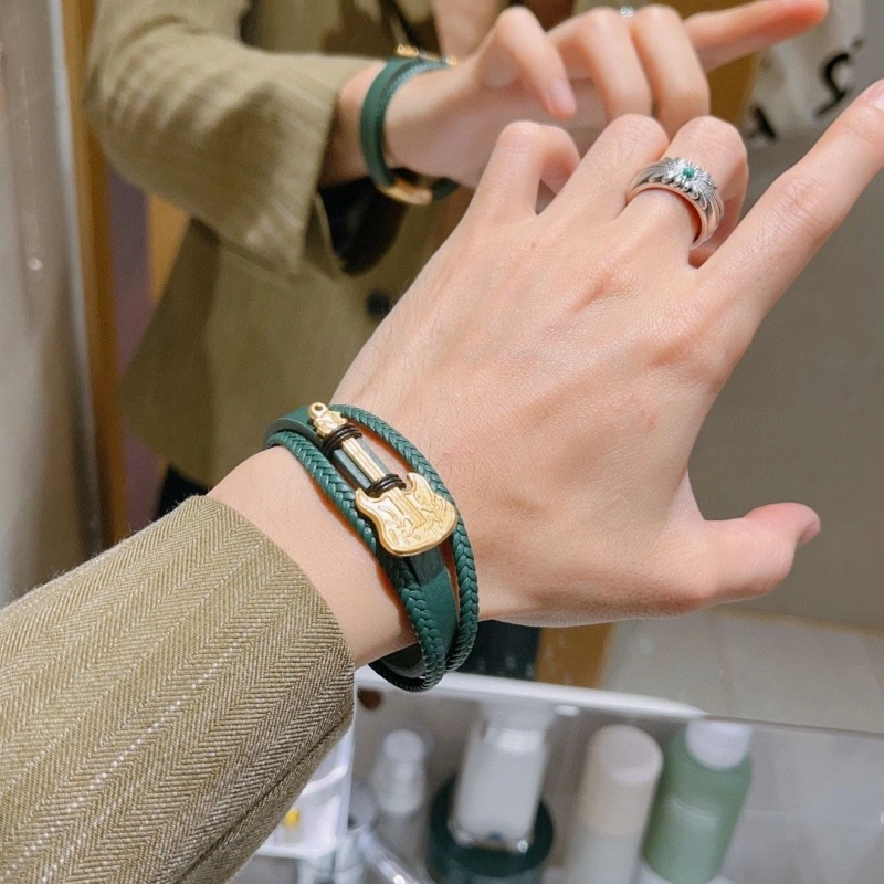 Elegant Gxccx Bracelets 304294