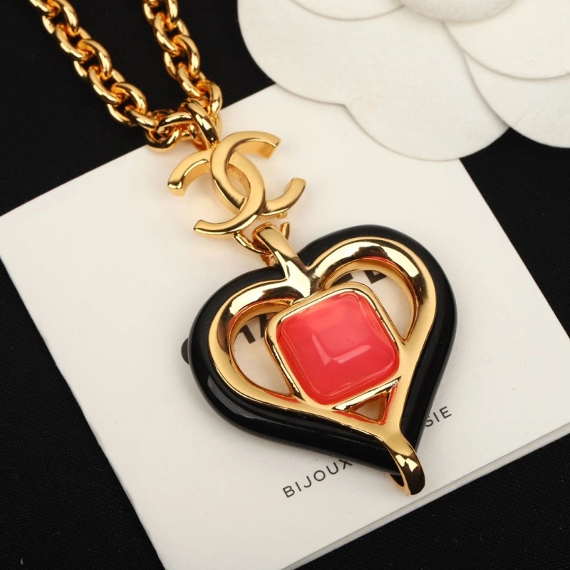 Functional Chxnxl Necklaces 289587