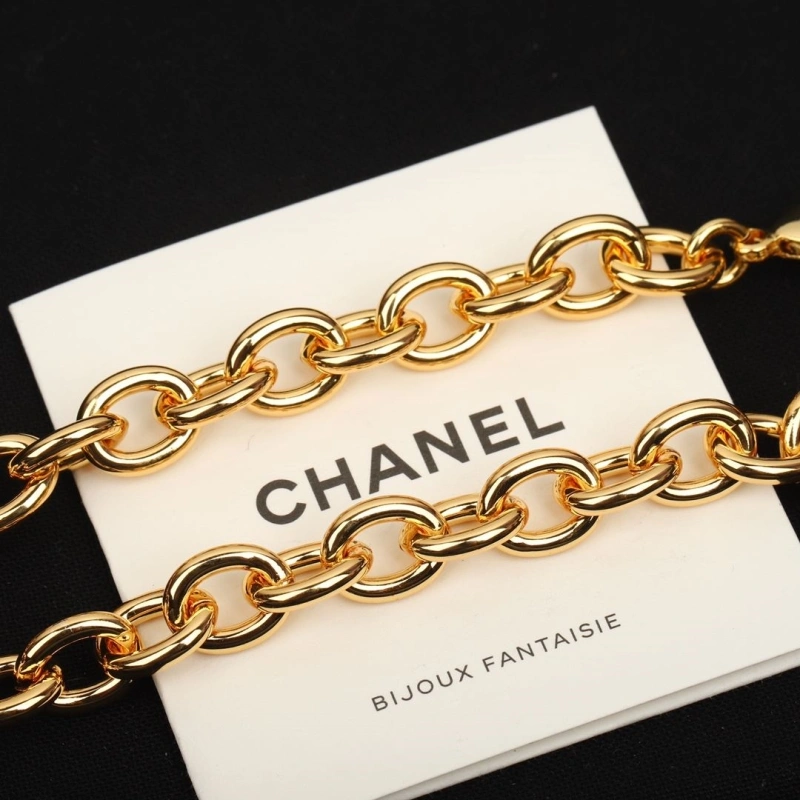 Functional Chxnxl Necklaces 289587