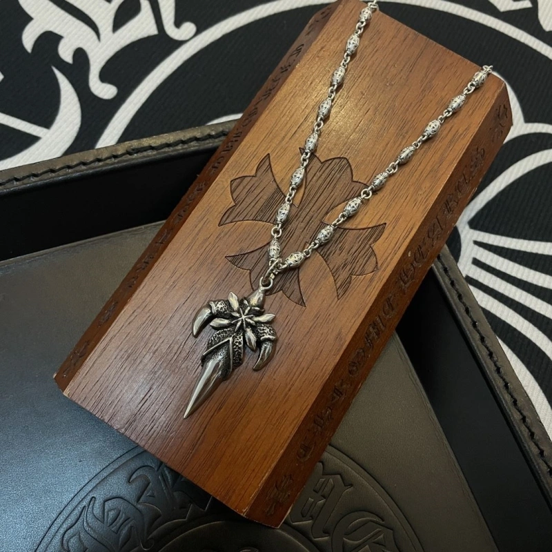 Chrxmx Hxxrts Necklaces GoodFit 298540