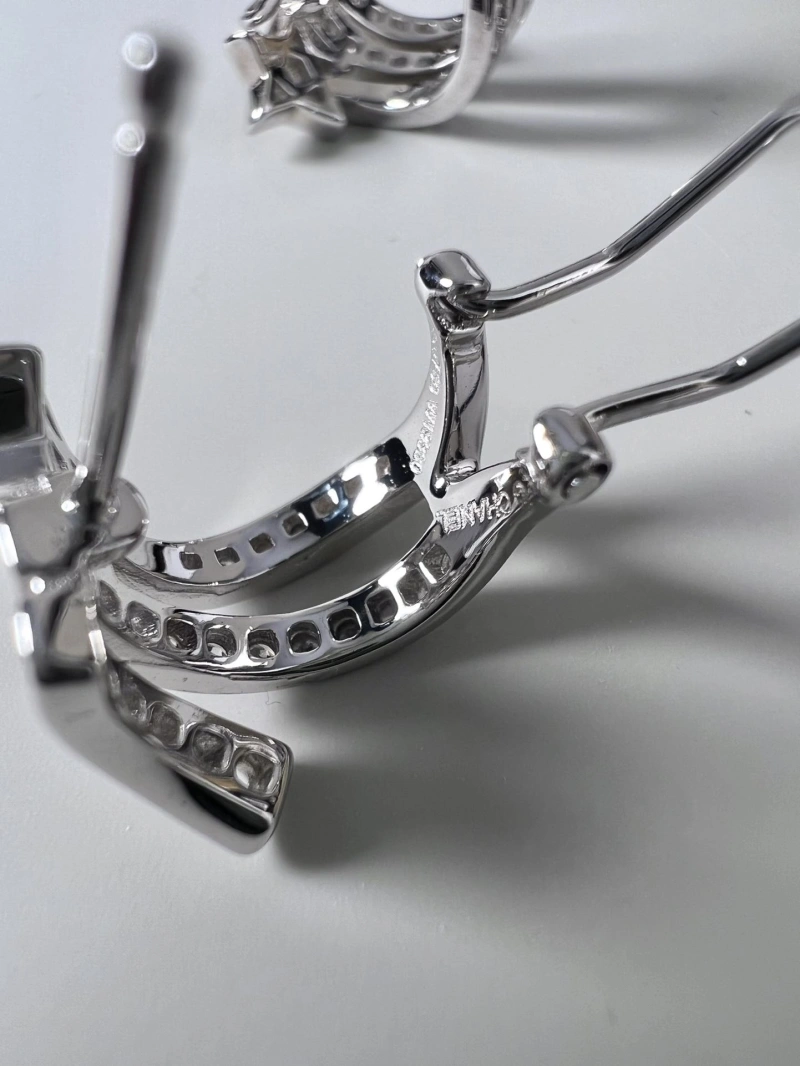 Unique Chxnxl Earrings 289990