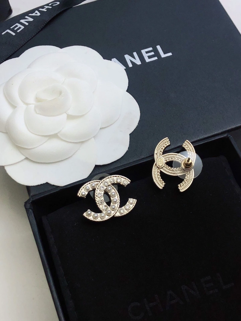 Flexible Chxnxl Earrings 284047