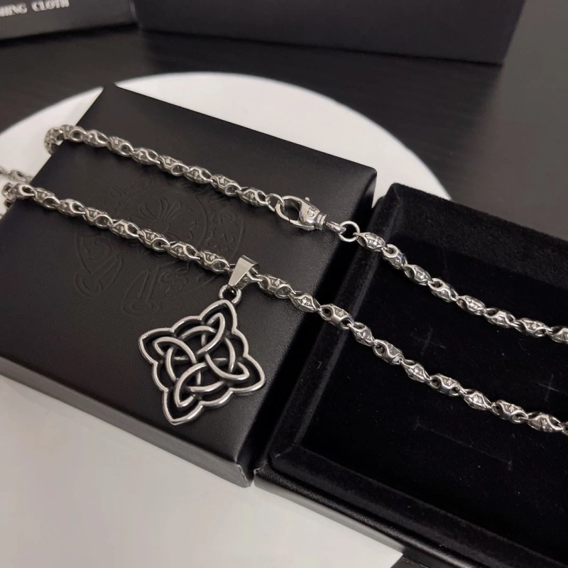 Chrxmx Hxxrts Necklaces Elegant 298541