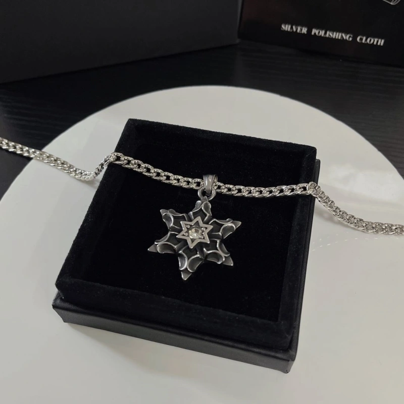 Soft Chrxmx Hxxrts Necklaces 298538