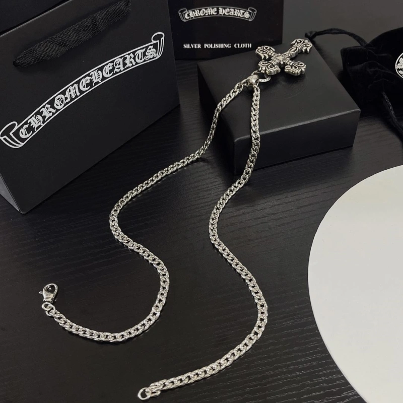 Bright Chrxmx Hxxrts Necklaces 298548