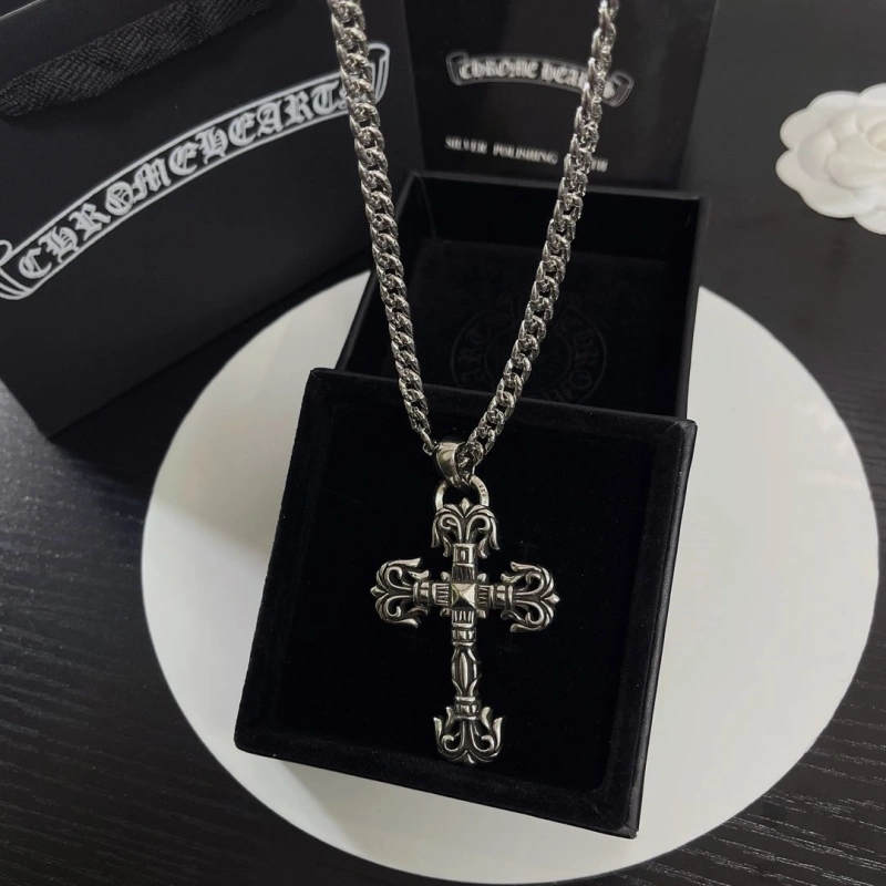 Bright Chrxmx Hxxrts Necklaces 298548